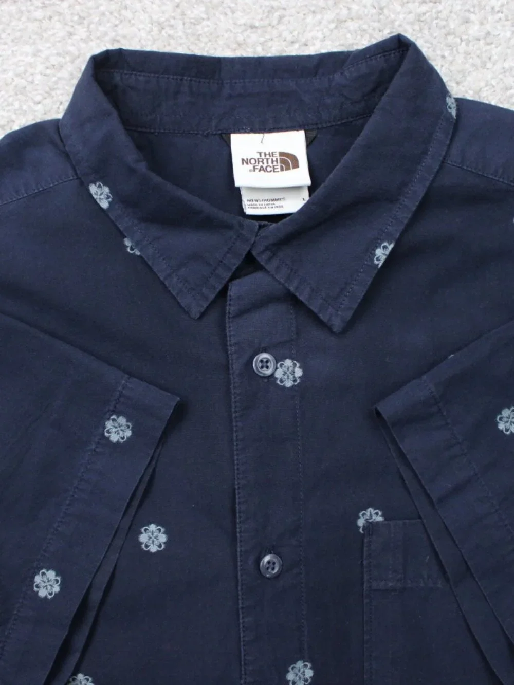 The North Face Shirt Mens Large Blue Geometric 100% Cotton Short Sleeve Casual